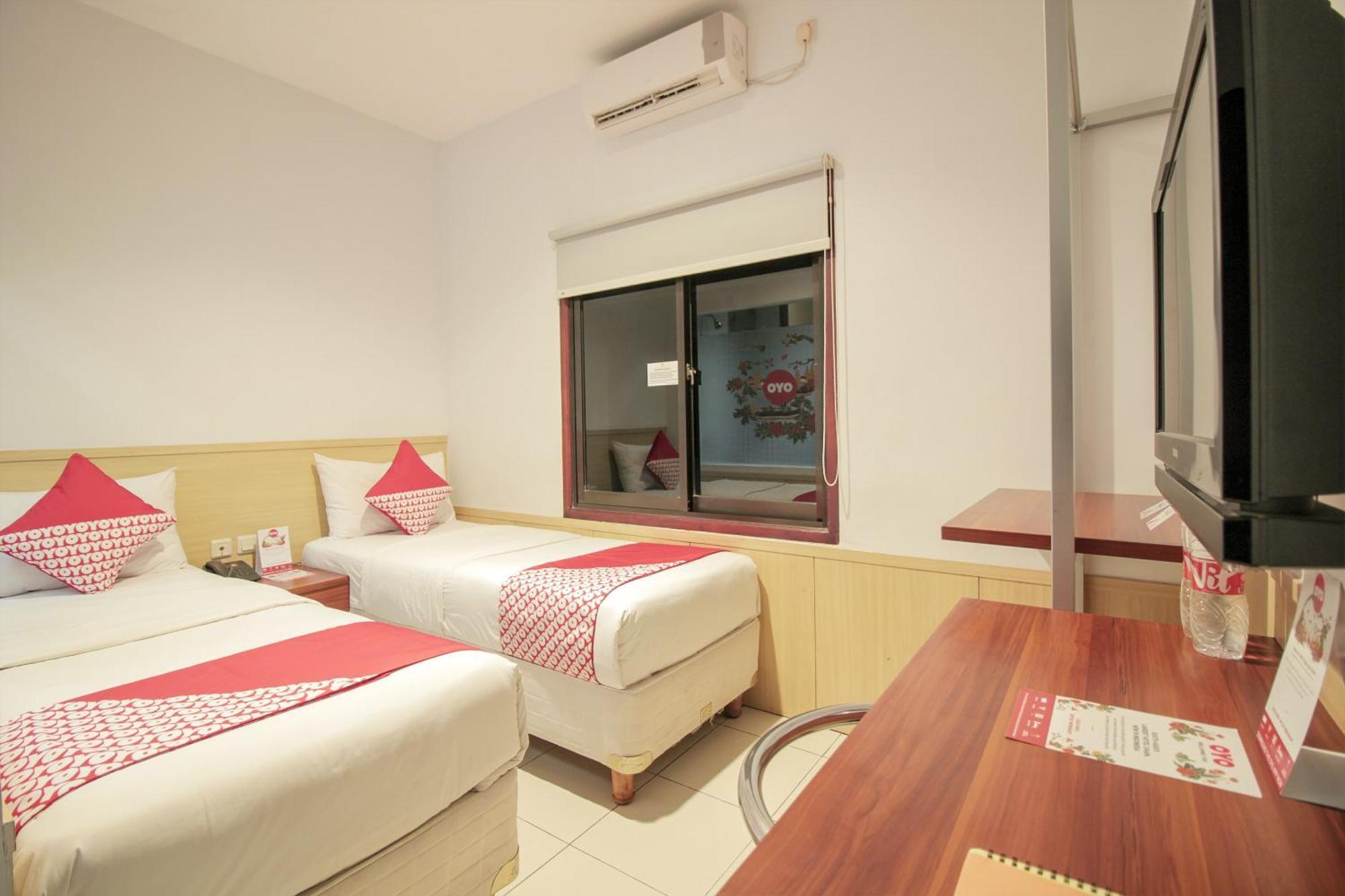 Collection O 295 Grha Ciumbuleuit Guest House Bandung Exterior photo