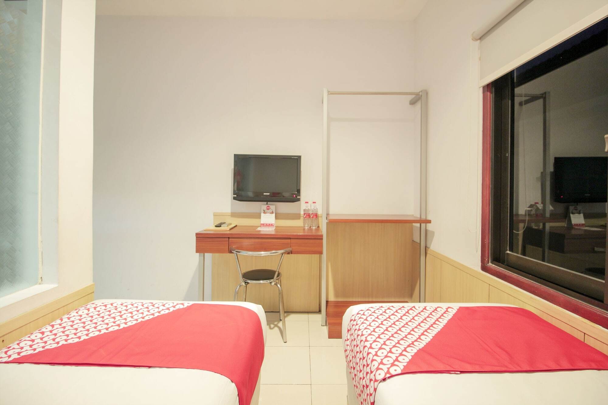 Collection O 295 Grha Ciumbuleuit Guest House Bandung Exterior photo
